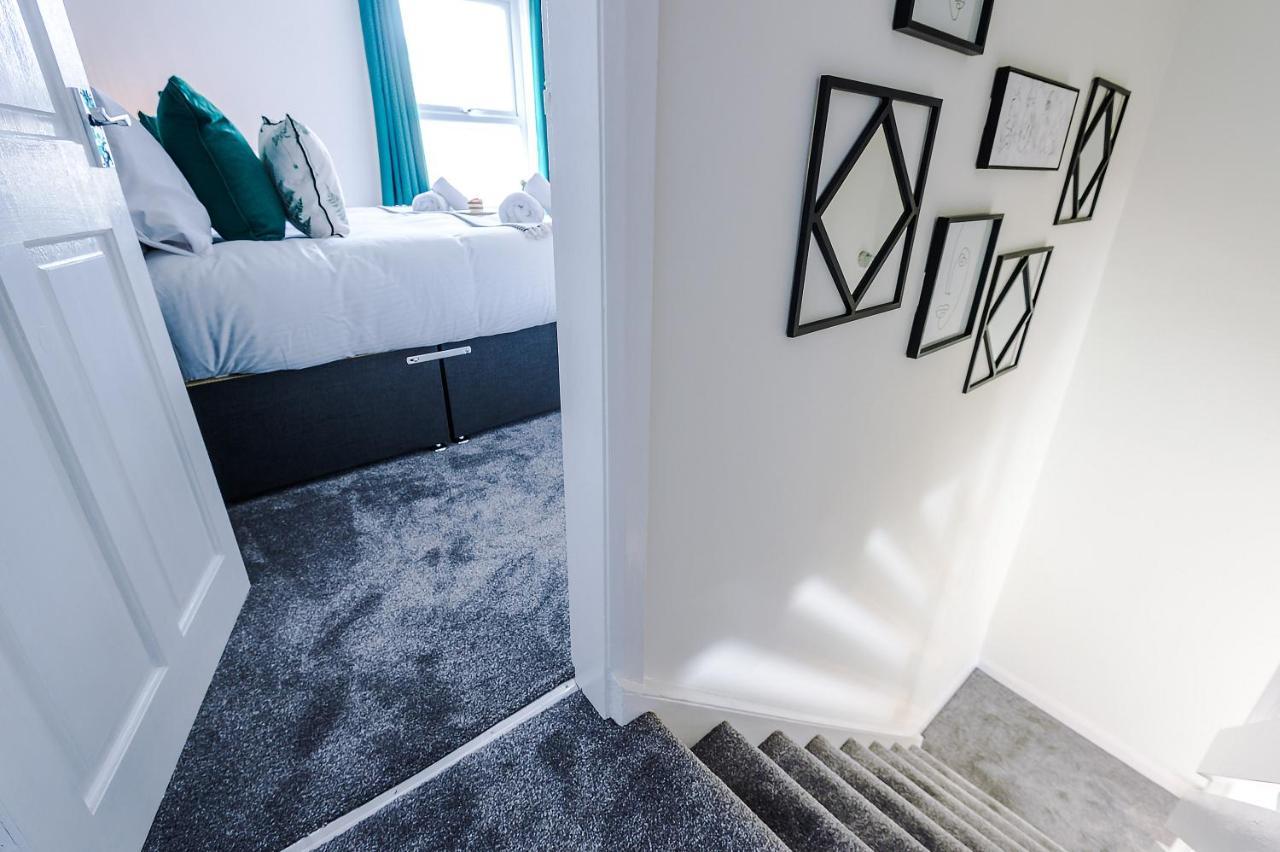 Bright 2-Bed Cottage In Chester By 53 Degrees Property, Ideal For Couples & Small Groups, City Centre - Sleeps 6 Extérieur photo